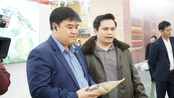 Để hàng Việt 'nói chuyện' với người tiêu dùng thế giới