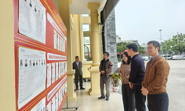 Các phường tại Hà Nội sẵn sàng cho ngày hội bầu cử của toàn dân