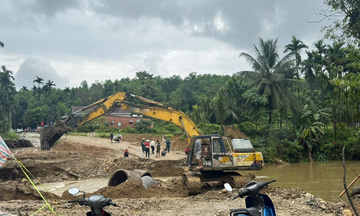 Đà Nẵng: Trà Liên khắc phục chia cắt giao thông, tạo thuận lợi cho người dân đi bầu cử 