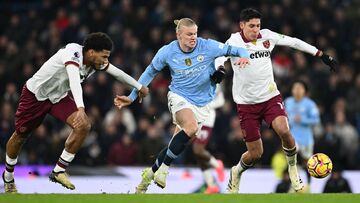 Man City kém Arsenal 7 điểm, Pep Guardiola lo trắng tay