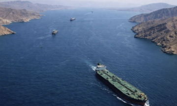 Các nước bày tỏ quan điểm về điều tàu chiến tới eo biển Hormuz 