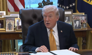 Tổng thống Donald Trump thông tin số tàu chiến Iran bị đánh chìm 