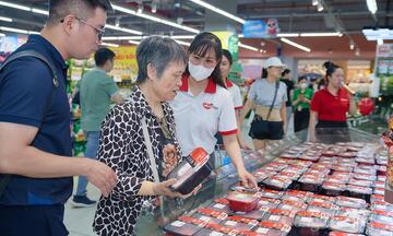 Xung đột Trung Đông: Doanh nghiệp bán lẻ 'gồng mình' ổn định giá 