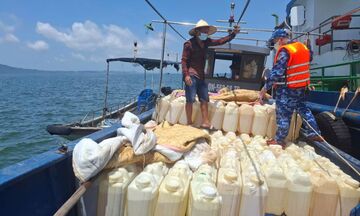 Siết chặt chống buôn lậu xăng dầu qua biên giới, xử lý nghiêm vi phạm