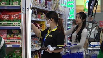 Siêu thị vào cuộc giữa áp lực chi phí