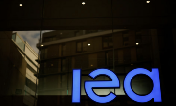 IEA khuyến nghị giảm tốc độ trên cao tốc để tiết kiệm xăng dầu