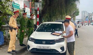 Hà Nội: Xử lý vi phạm giao thông, trật tự đô thị trên đường Giải Phóng
