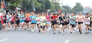 Ninh Bình: Hơn 4.000 người tham gia Ngày chạy Olympic vì sức khỏe toàn dân 