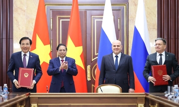 Hai Thủ tướng Việt Nam và Nga chứng kiến Lễ ký kết về hợp tác xây dựng Nhà máy điện hạt nhân