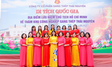 Phụ nữ Gang thép Thái Nguyên thi đua 'Giỏi việc nước, đảm việc nhà'