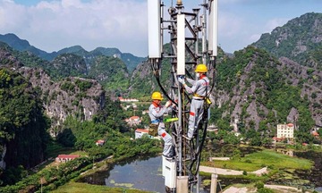 Lạng Sơn: Thúc đẩy chuyển đổi số, xóa thôn, bản lõm sóng băng rộng di động