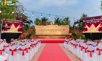 'Rừng hoa trí tuệ Việt Nam': Tầm nhìn di sản từ đêm Gala Thắp lửa trí tuệ dân tộc