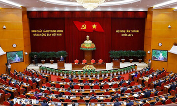 Thông báo Hội nghị lần thứ hai Ban Chấp hành Trung ương Đảng khóa XIV