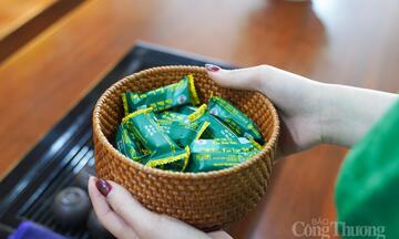 Bảo tồn và nâng tầm giá trị thương hiệu chè Tân Cương