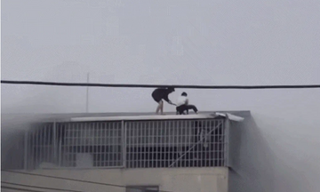 Người hùng không ở đâu xa