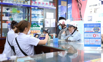 Long Châu chủ động bình ổn không tăng giá, đảm bảo nguồn cung thuốc 