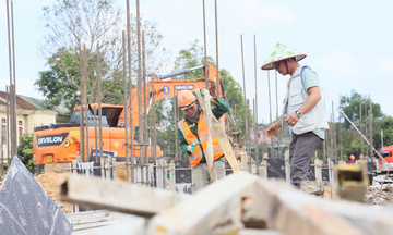 Hà Tĩnh: 'Đua' tiến độ, khơi thông vốn đầu tư công