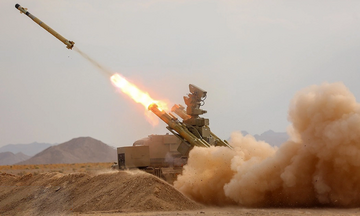 Vì sao ‘lưới lửa vô hình’ Majid Iran có thể đe dọa F-35 Mỹ? 