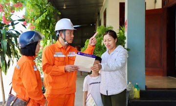 Hà Tĩnh: Đẩy mạnh tuyên truyền tiết kiệm điện trong mùa cao điểm