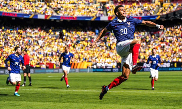 Pháp chiến thắng áp đảo, nhấn chìm Colombia trong thế trận một chiều