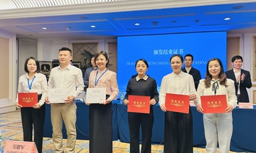 Việt – Trung: Nâng cao năng lực nguồn nhân lực kinh tế, thương mại lưu vực sông Hồng