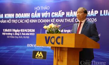 Chấp hành nghĩa vụ thuế: 'Doanh nghiệp tuân thủ, đừng tranh thủ'