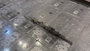 Giá bạc hôm nay 4/4/2026: Bạc biến động không ngừng