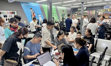 Người Hà Nội ngày càng quan tâm đến xe máy điện