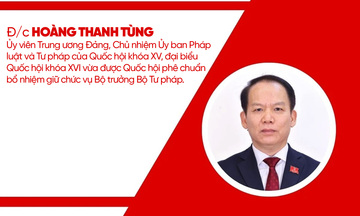 Infographic | Ông Hoàng Thanh Tùng giữ chức Bộ trưởng Bộ Tư pháp