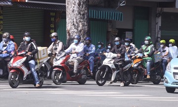 Dự báo thời tiết TP. Hồ Chí Minh 10/4: Nắng nóng, nhiệt độ tăng nhanh vào buổi trưa