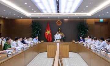 Thủ tướng yêu cầu trình phương án cắt giảm thủ tục hành chính trước 20/4