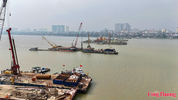 Chủ tịch Hà Nội kiểm tra, đốc thúc tiến độ xây dựng 2 cầu trọng điểm