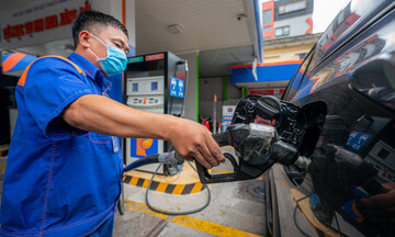 Infographic: Giá dầu đồng loạt giảm sâu trong kỳ điều hành ngày 16/4