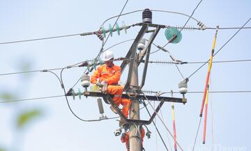 Hà Tĩnh: Đẩy nhanh các dự án lưới điện, giảm áp lực phụ tải mùa nắng nóng