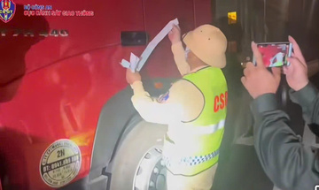 Không bằng vẫn điều khiển đầu kéo, doanh nghiệp và lái xe bị phạt nặng