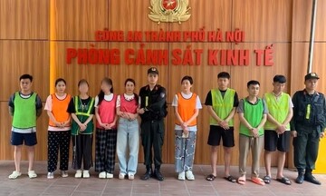 Khởi tố 9 đối tượng mua bán trái phép tài khoản ngân hàng