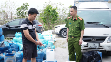 Quảng Ninh: Phát hiện cơ sở sản xuất giá đỗ dùng chất cấm