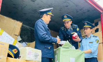 TP. Huế: Xử phạt hơn 1,3 tỷ đồng về buôn lậu, gian lận thương mại