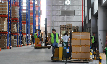 Thúc đẩy phát triển logistics, hướng tới chuỗi cung ứng toàn cầu