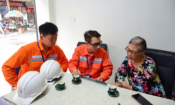 EVNHANOI mở rộng dịch vụ điện gia tăng vì lợi ích khách hàng