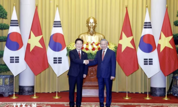 Tổng thống Hàn Quốc và Phu nhân kết thúc chuyến thăm cấp Nhà nước tới Việt Nam