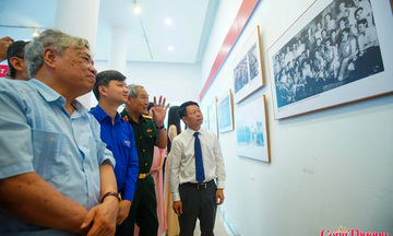 '51 năm - Bản hùng ca thống nhất' qua những bức ảnh tư liệu quý