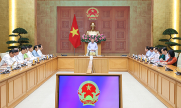 Thủ tướng: Giáo dục và đào tạo là quốc sách hàng đầu, đóng góp cho tăng trưởng kinh tế