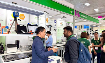 Doanh nghiệp Việt 'đổi vai' trong triển khai công nghệ