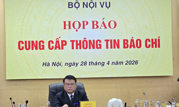 Tiếp tục tinh gọn tổ chức bên trong bộ, ngành Trung ương và sở, ngành
