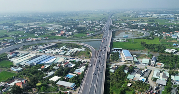 Từ vùng đệm công nghiệp đến cực tăng trưởng mới phía Nam