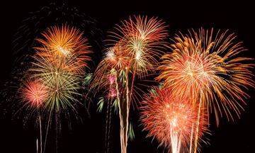 Đồng Nai bắn pháo hoa tại 13 điểm tối 30/4: Gợi ý vị trí đẹp cho người dân