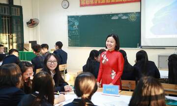 Học bổng tặng thủ khoa và cách trường công lập khích lệ học sinh giỏi