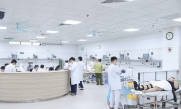 Hơn 83.000 lượt người bệnh khám, cấp cứu trong ngày đầu kỳ nghỉ lễ