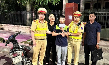 Hưng Yên: Bắt giữ 2 lái xe tàng trữ trái phép chất ma túy